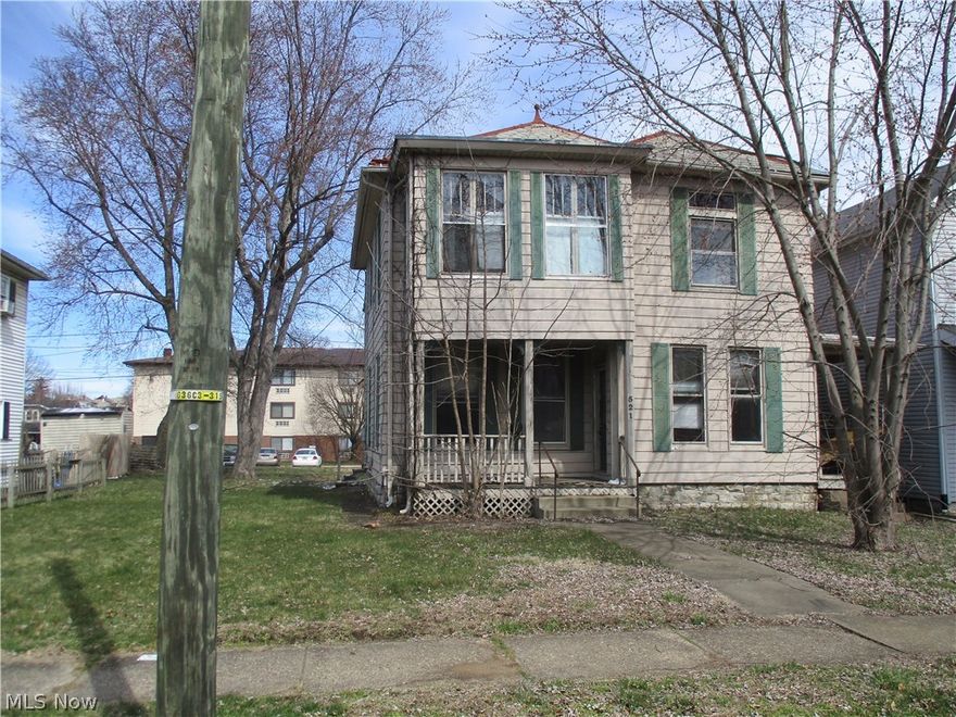 Great investment property with two rental units. Units are up and down. Upstairs unit has two bedrooms, living room, kitchen and bathroom. Downstairs unit has two bedrooms, living room, dining room, kitchen. Property needs TLC, but could be great income producing property.