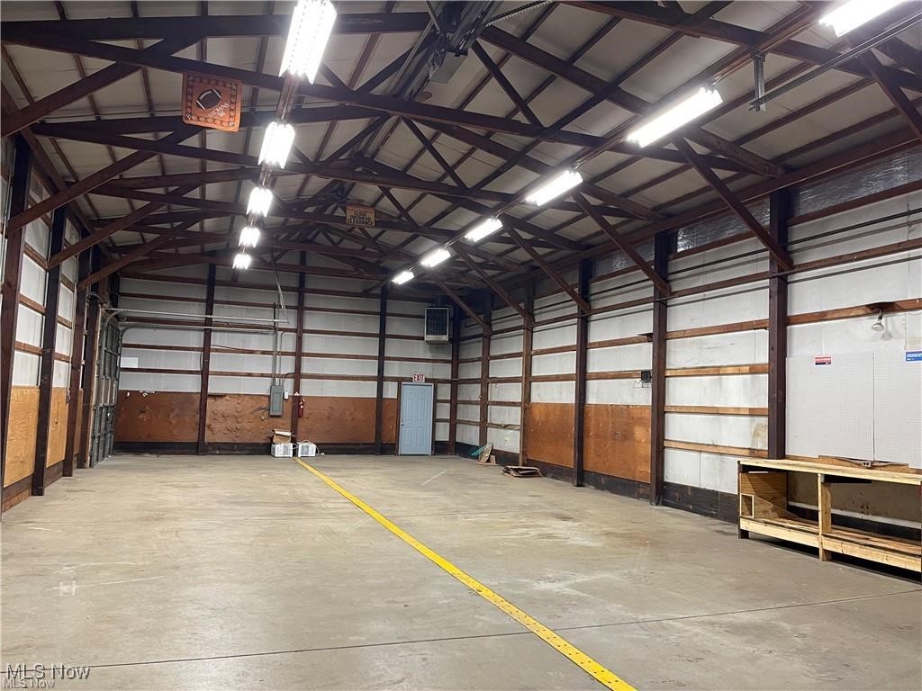 Beebes 03 - Commercial Sale