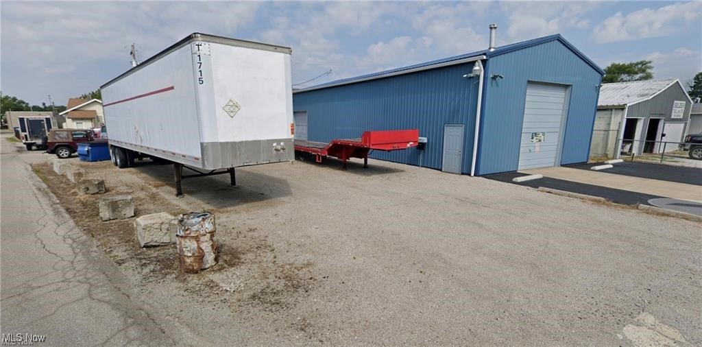 Beebes 03 - Commercial Sale