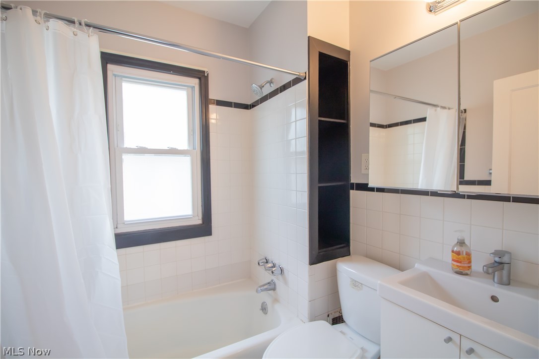 Hillcrest - Residential