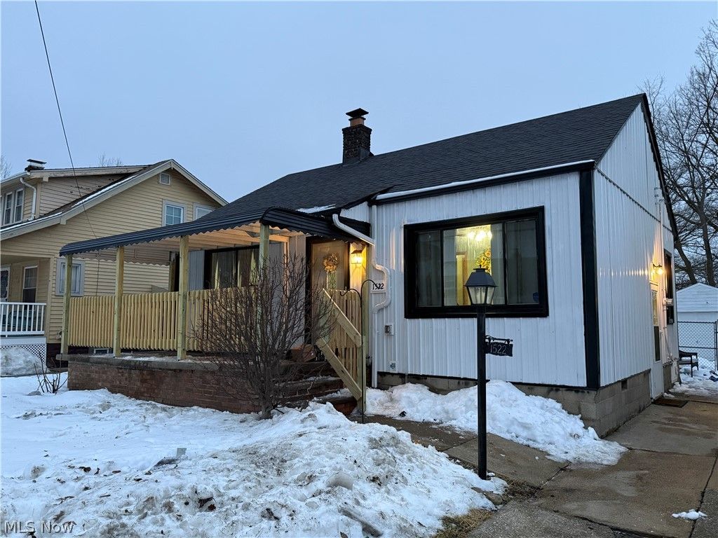 Photo of 1522 Mapledale Road, Wickliffe, OH 44092 (MLS # 5187091)