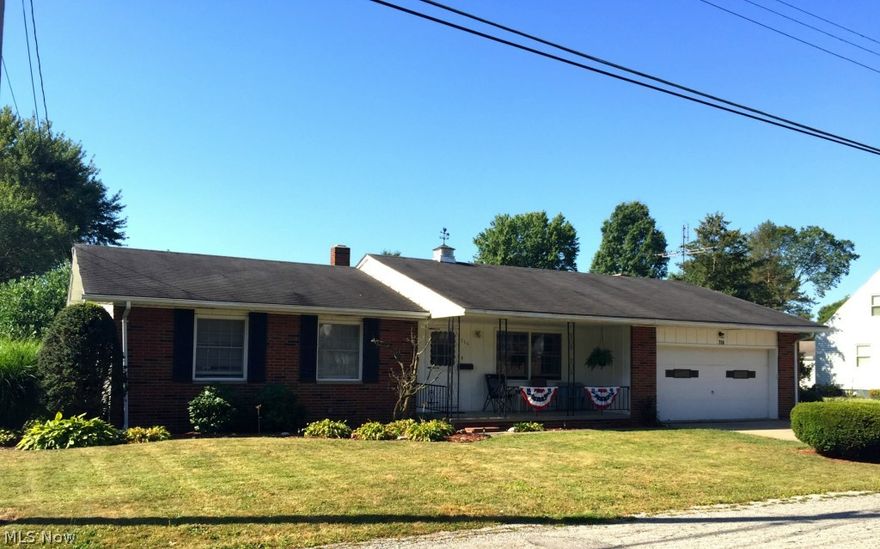 Fantastic condition 3 Bedroom 2 Full Bath Ranch on a double lot in Barberton. Eat in Kitchen with plenty of cabinets. Family room with gas burning fireplace. Formal living room. Bedrooms all have large closets. Interior has been freshly painted. Central air two years old. Hardwood floors under carpeting. Large two car garage with opener. Covered front porch. Full basement with egress windows letting in plenty of daylight. Home has been in the same family since it was built in 1966.