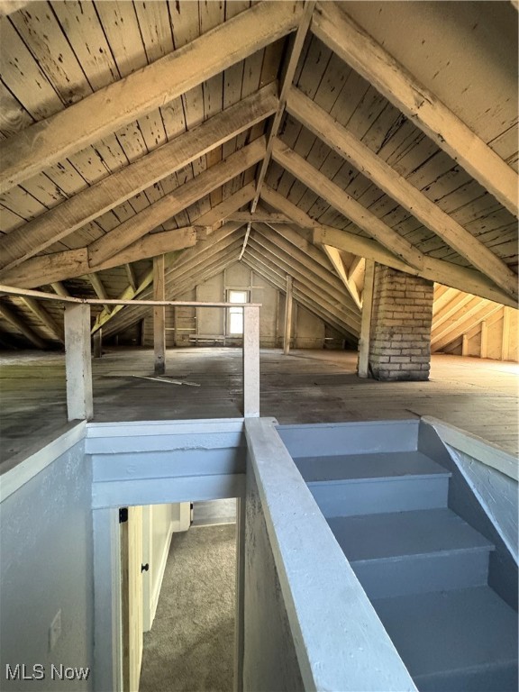 Hills & Frisbie Miles Ave - Residential