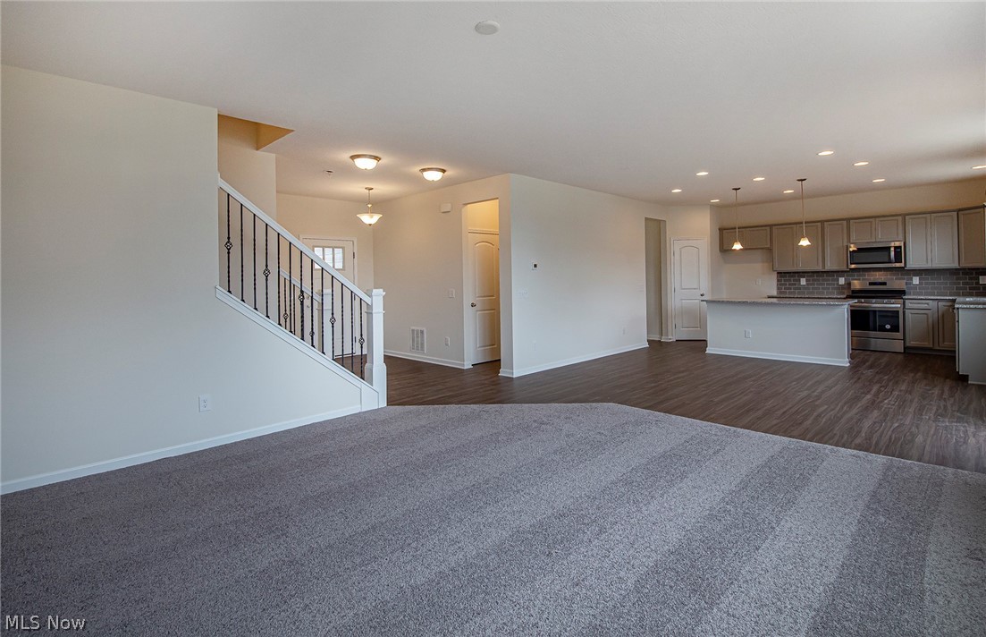 Heathers at Golf Village North - Residential