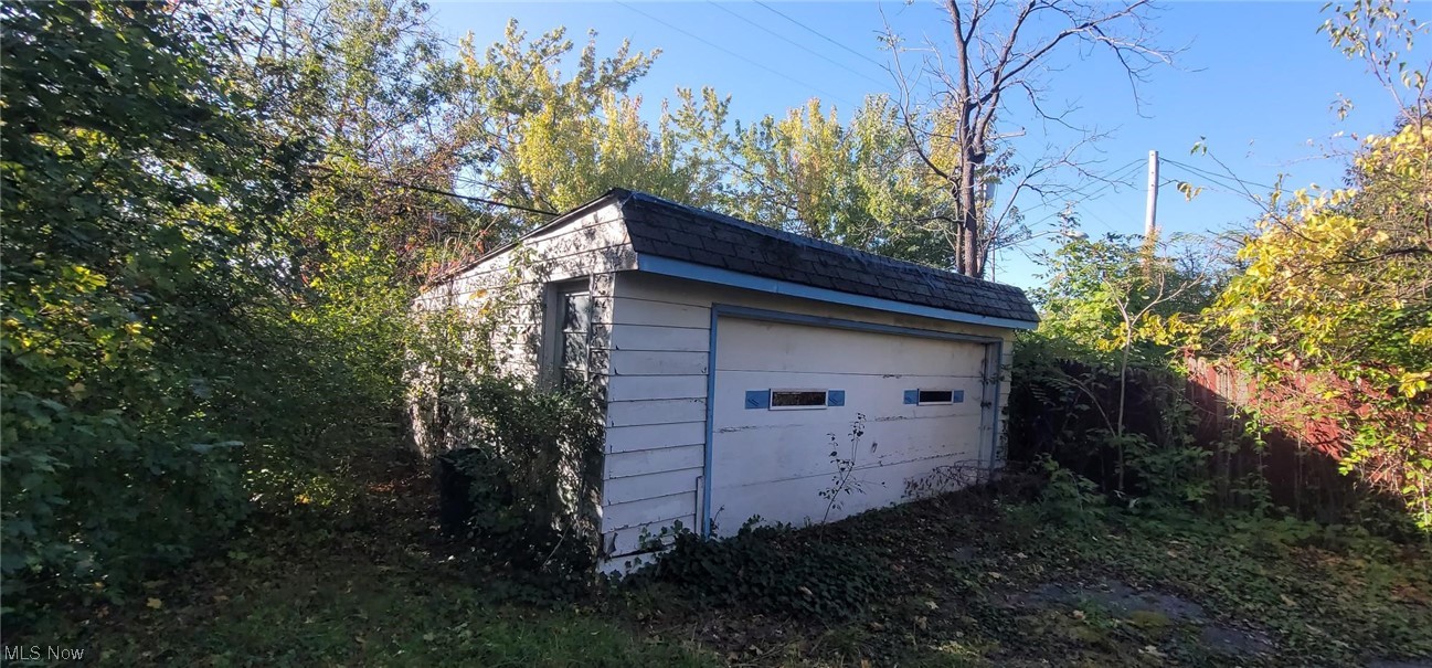 Greenlead Realty Cos - Residential