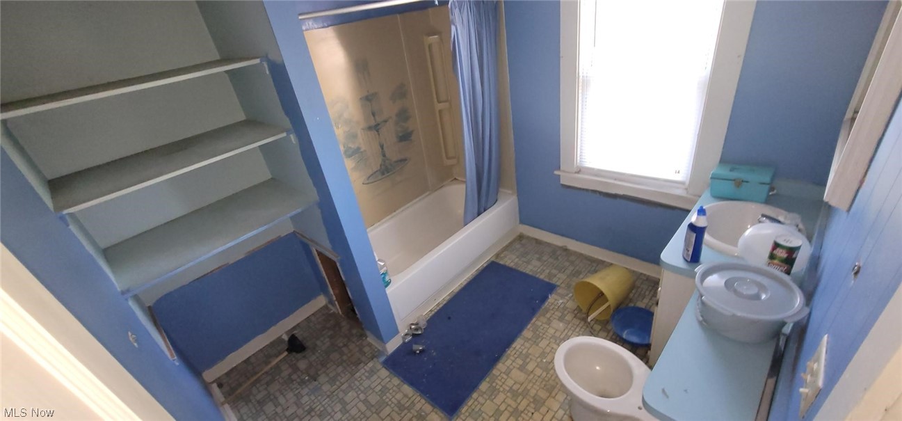 Greenlead Realty Cos - Residential