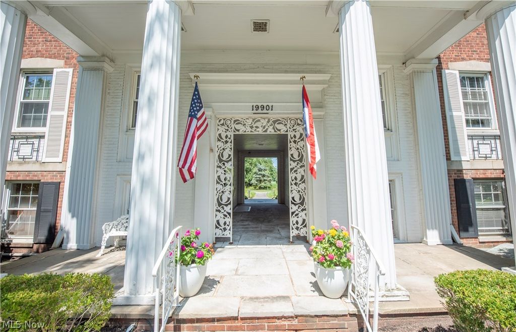 Photo of 19901 Van Aken Boulevard #205, Shaker Heights, OH 44122 (MLS # 5189546)