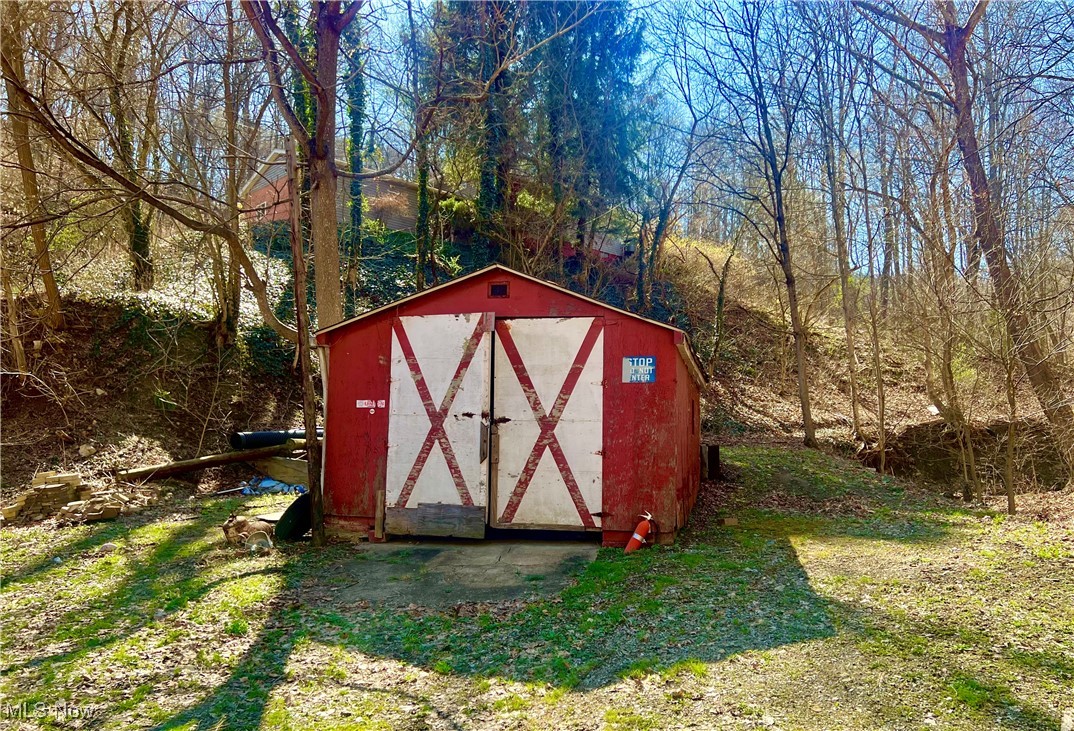 7914 Cr-15, Rayland, Ohio image 41