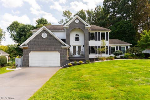 Homes For Sale - 1160 Highland Avenue<br/> Salem, OH 44460