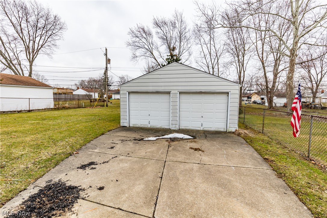 David Moskowitz & R Madows Yo - Residential