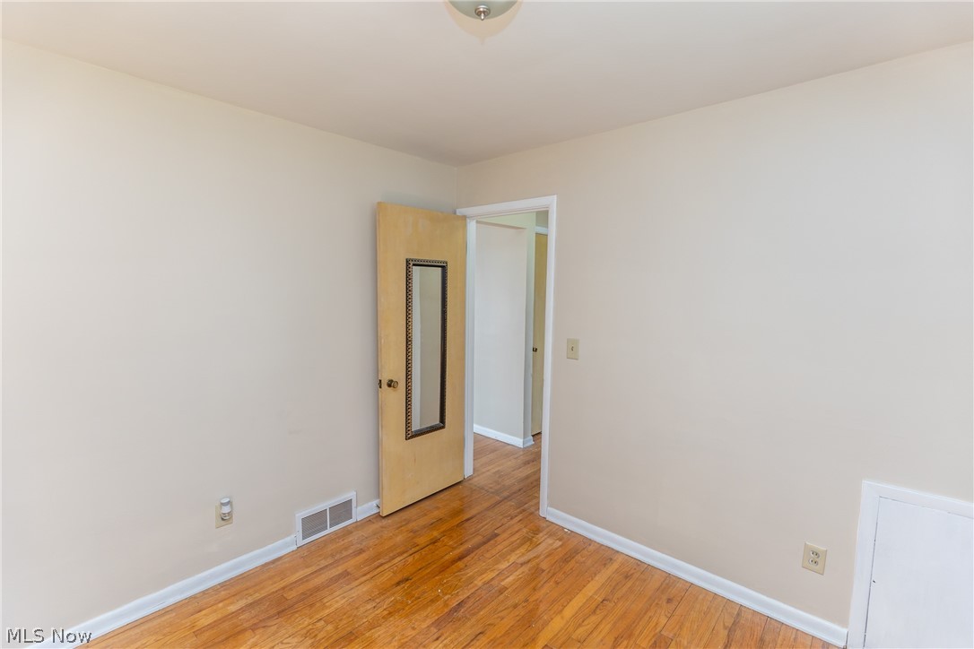 David Moskowitz & R Madows Yo - Residential