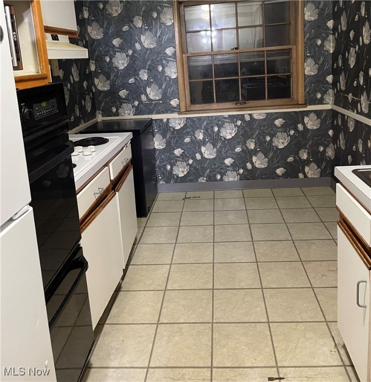 Shaker Heights, Ohio 44120, United States, 6 Bedrooms Bedrooms, ,5 BathroomsBathrooms,Residential,Active,202813