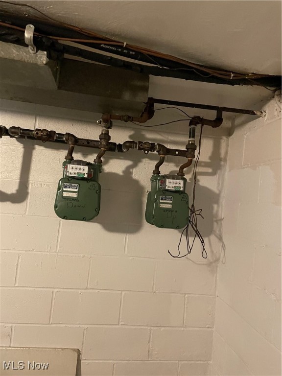 Shaker Heights, Ohio 44120, United States, 6 Bedrooms Bedrooms, ,5 BathroomsBathrooms,Residential,Active,202813