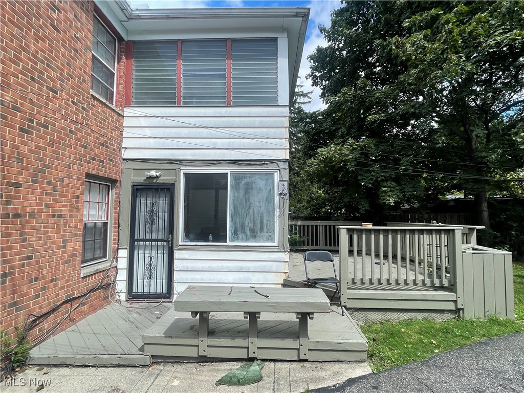 Shaker Heights, Ohio 44120, United States, 6 Bedrooms Bedrooms, ,5 BathroomsBathrooms,Residential,Active,202813