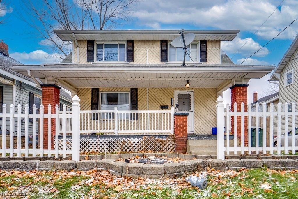 Photo of 3211 11th Street SW, Canton, OH 44710 (MLS # 5179099)