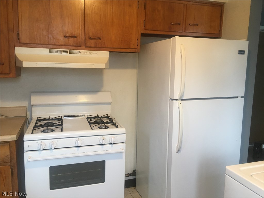 Highland Homes - Residential Lease