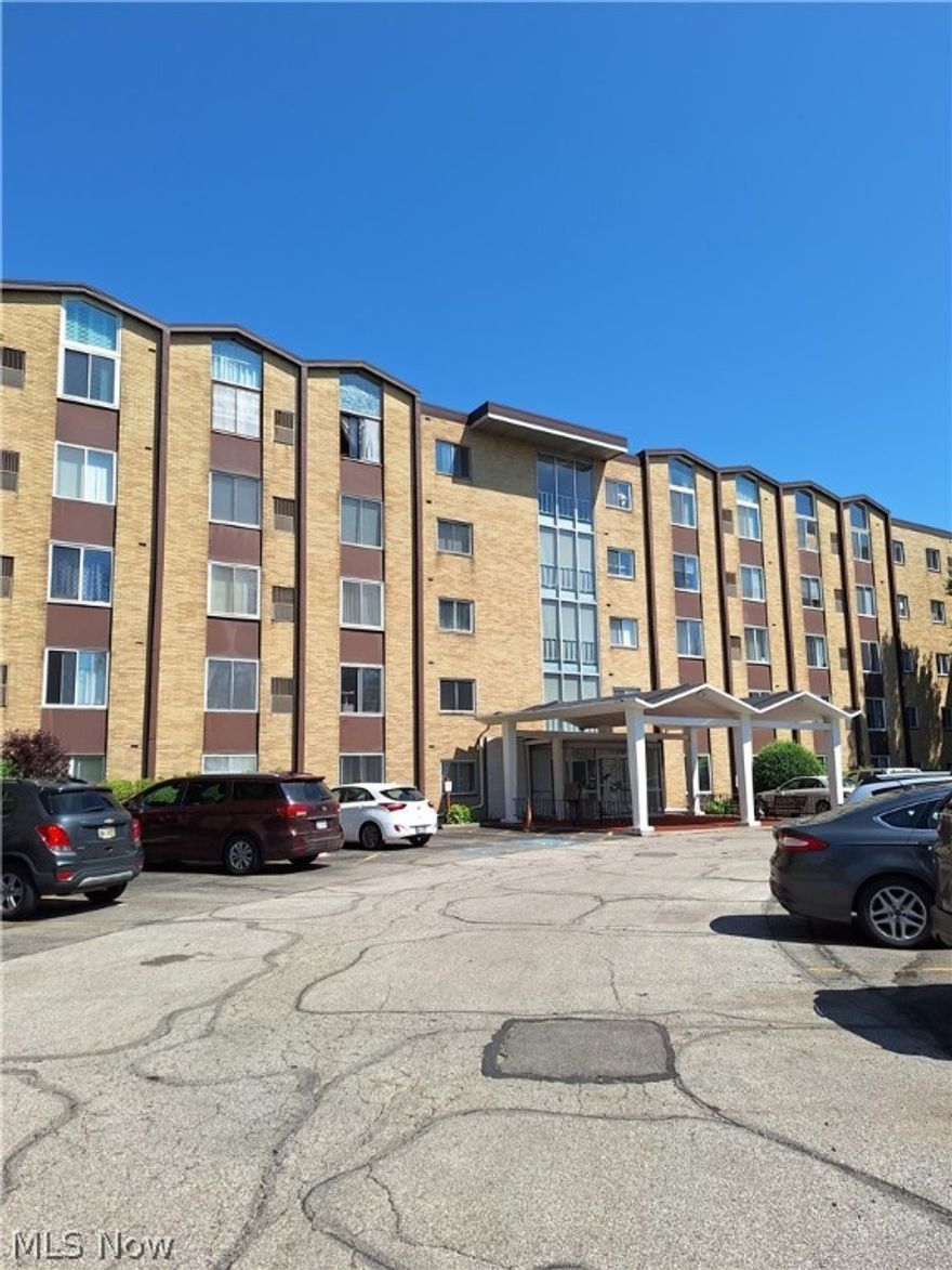 Close proximity to Great Northern, restaurants, shopping and convenient to the Metro Park.  Located in the heart of North Olmsted.  Affordable one bedroom condo includes appliances.  Electric and cable are only utilities not covered by maintenance fee. Common laundry area.  Plus secured storage unit.  Make this your own, or use as an investment.   Ample parking is provided.  Prime location for easy access to I-480 and the airport.