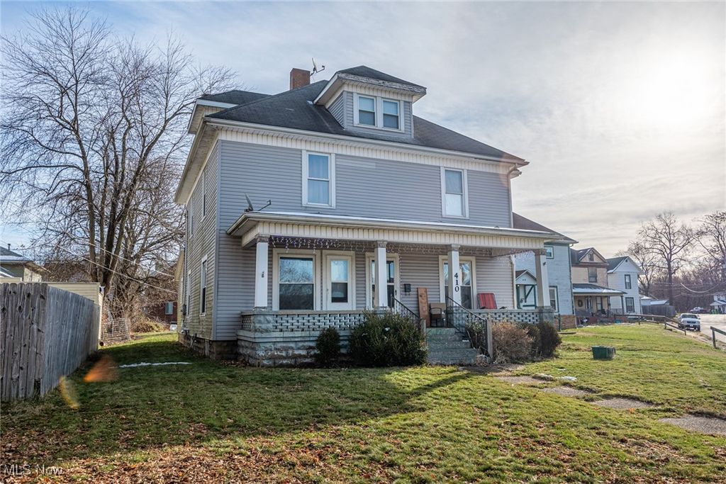 Photo of 410 Pine Street, Coshocton, OH 43812 (MLS # 5176150)