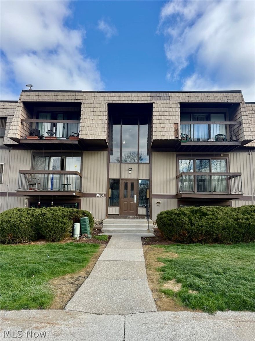 Welcome home to this beautiful space on the 1st floor with a fantastic kitchen and granite counters.  Nothing to do but move in and enjoy!  Patio is more private than most so you can go and enjoy your morning cup of coffee or an evening sweet tea.  Nice sized bedrooms and the on suite bathroom is great.  Lots of community amenities to enjoy.  Go over by the lake for a relaxing time or the pool in the summer. Get in to see it today and work towards making it yours.