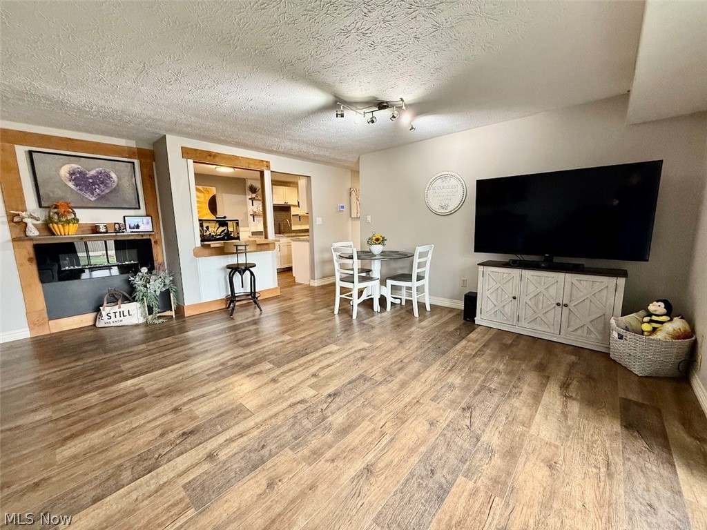 Sunrise Cove Condo 05 - Residential