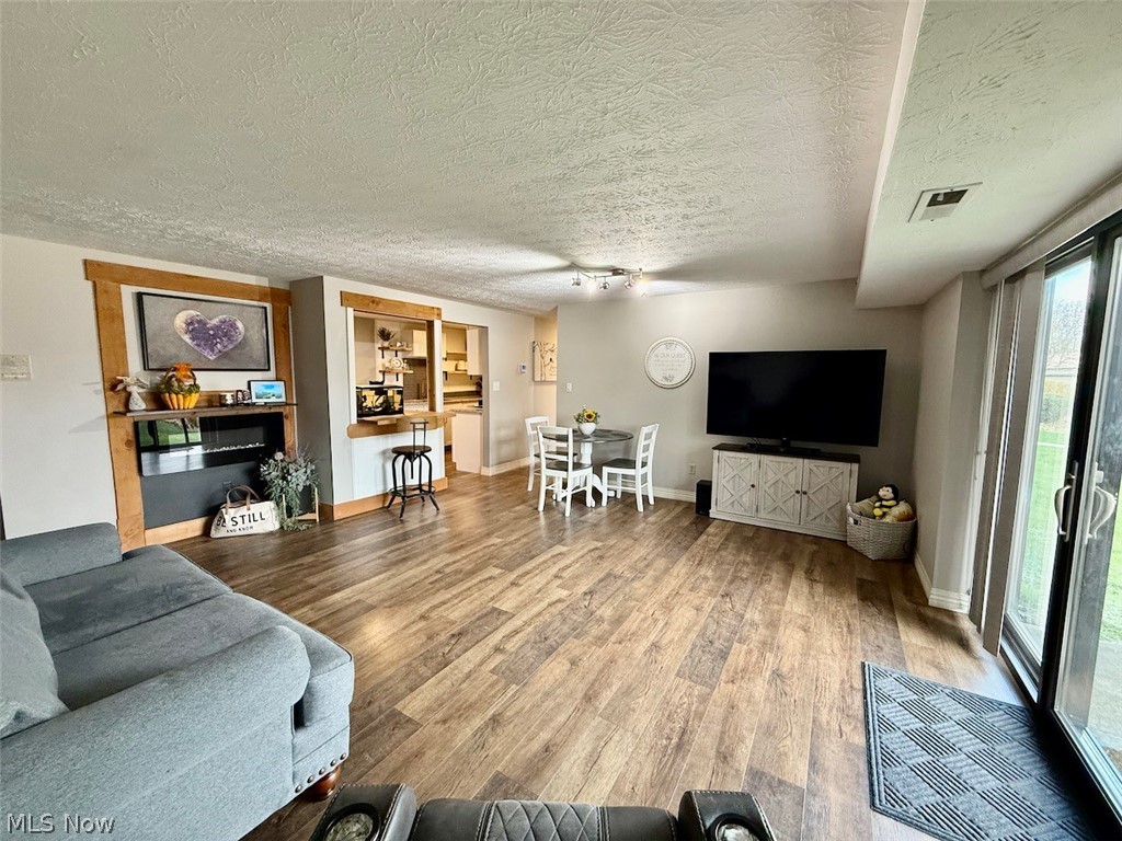 Sunrise Cove Condo 05 - Residential