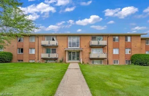 This is a must see! This 2 bedroom condo is beautifully maintained and minutes away from shopping in Rocky River. Both bathrooms have been updated for you to enjoy! (April 2021) This home offers extra storage space for all your holiday & seasonal belongings as well as a parking garage close by for your vehicle! Schedule a showing with your favorite realtor today!