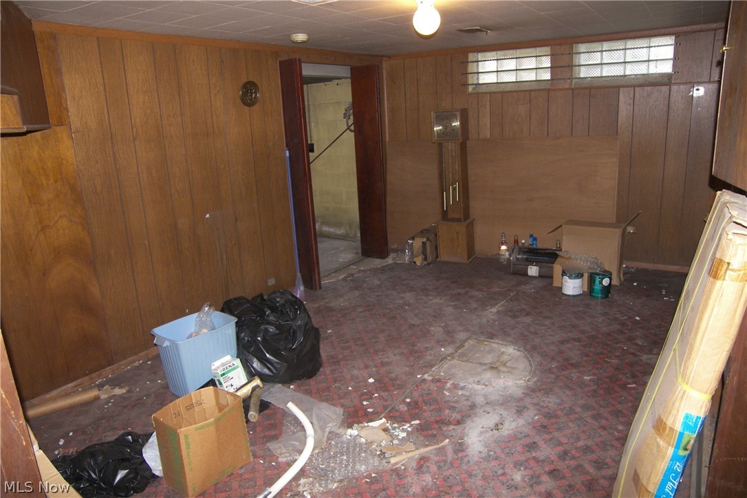 S H Kleinman Realty Cos Shake - Residential