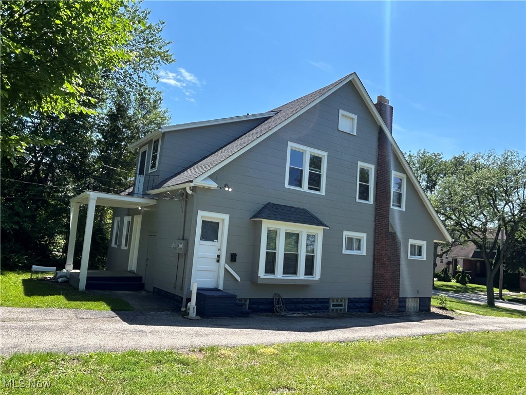 3533 Chelton Road