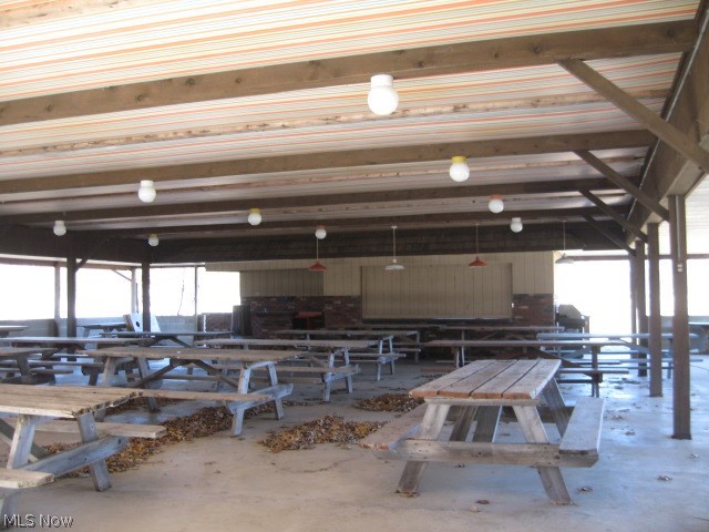 Springfield 08 - Commercial Sale