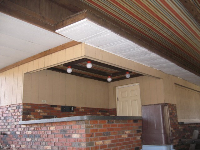 Springfield 08 - Commercial Sale