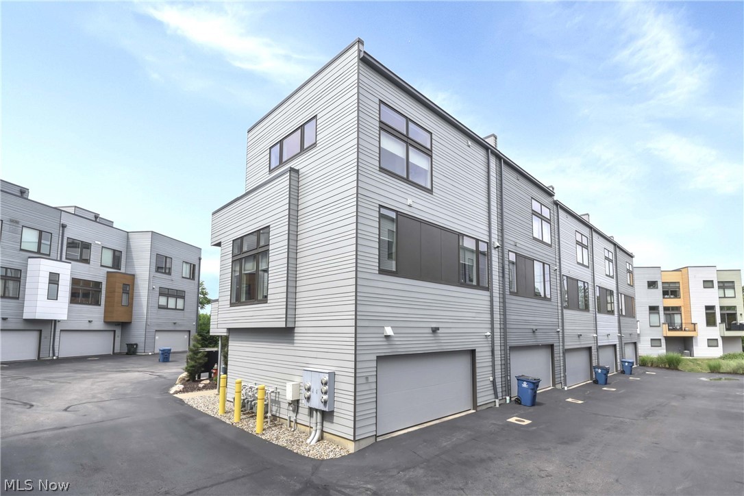 18875 Riversouth Terrace 11