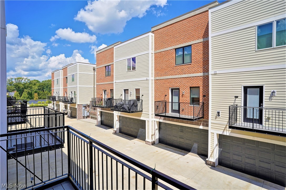 Hudson Station Twnhms - Residential