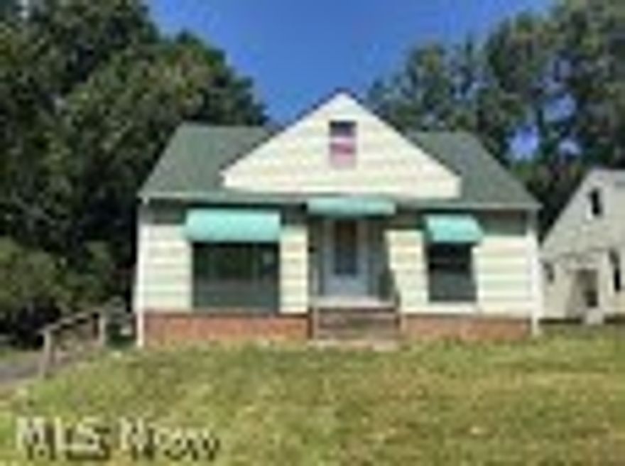 Great 3 bedroom 1.5 bath home located in Garfield Hts.  New roof and updates to the interior. Large backyard with a detached 2 car garage