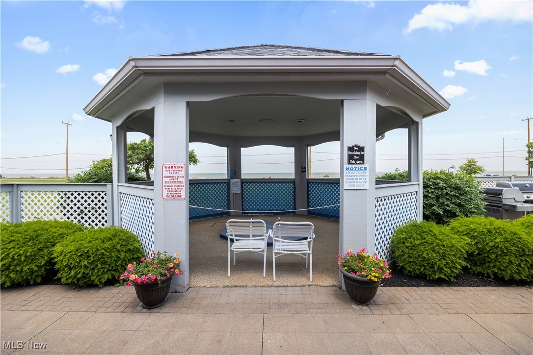 Clinton Reef Club - Residential