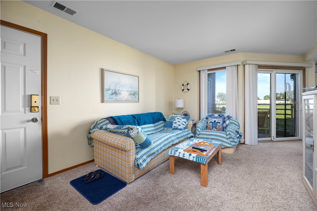 Clinton Reef Club - Residential