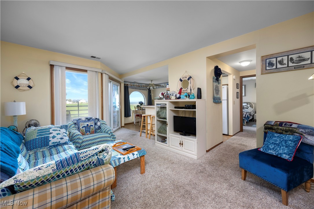 Clinton Reef Club - Residential