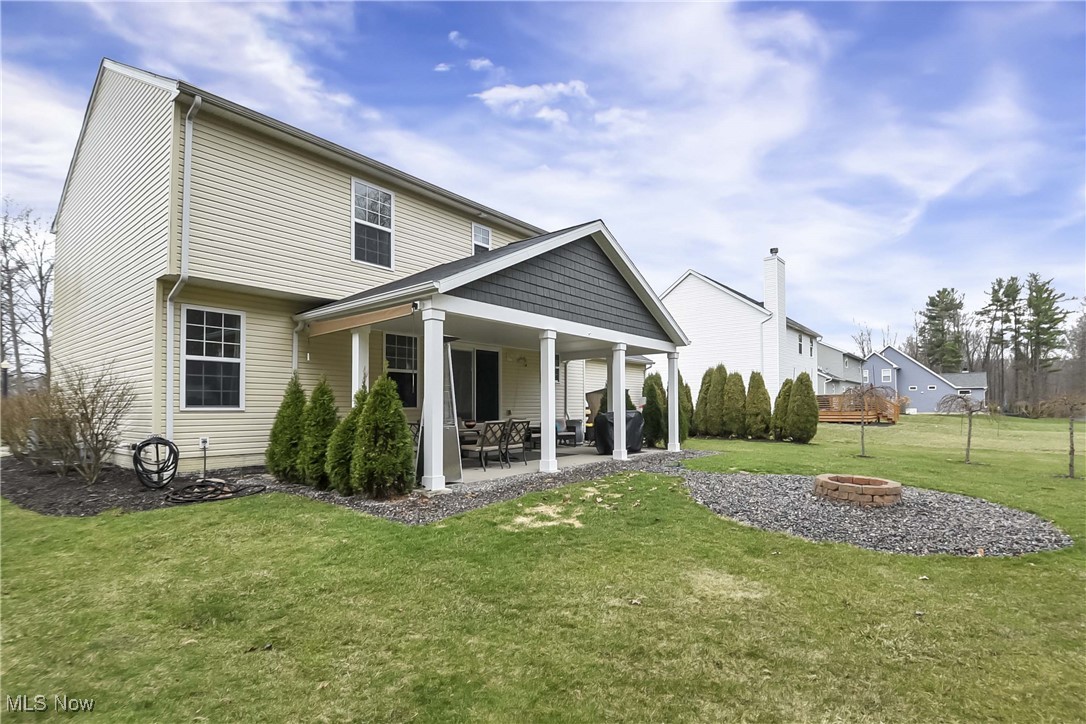 1047 Arrowhead Drive, Vermilion, Ohio image 7