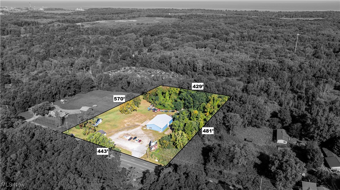 Connecticut Western Reserve - Commercial Sale