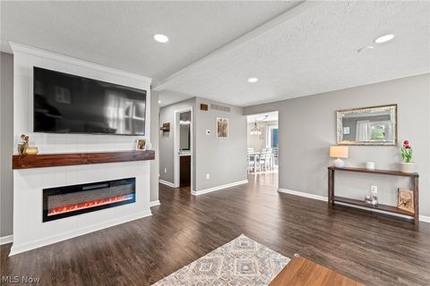 Tiny photo for 5242 Aster Avenue NE, Canton, OH 44705 (MLS # 5202028)