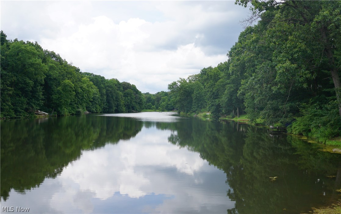 Vo Ash Lake - Residential