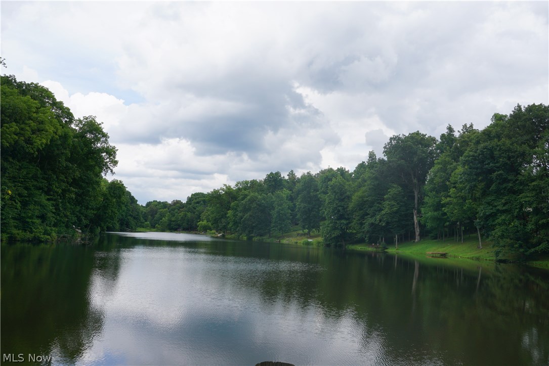 Vo Ash Lake - Residential