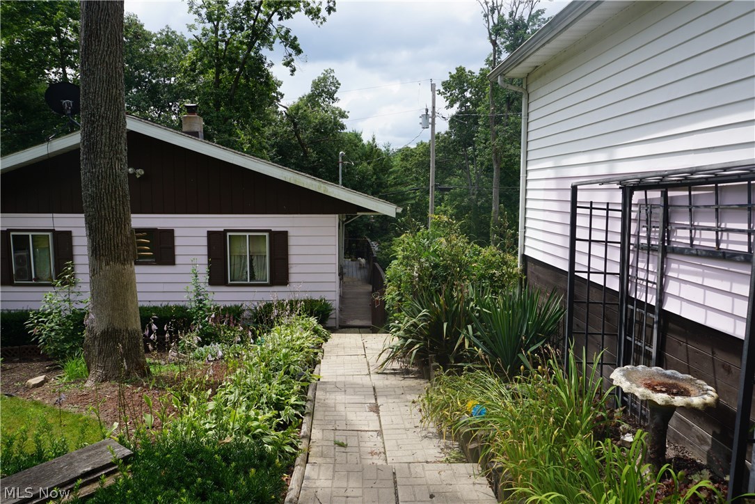 Vo Ash Lake - Residential