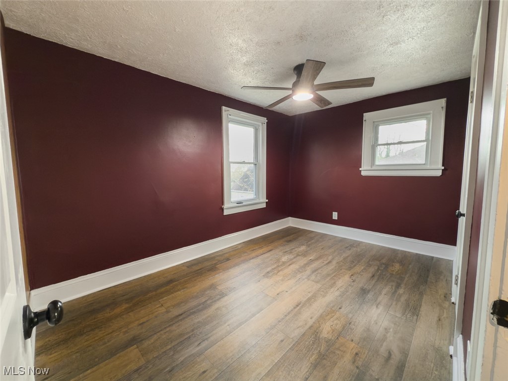 1387 Hillcrest Street, Akron, Ohio image 9