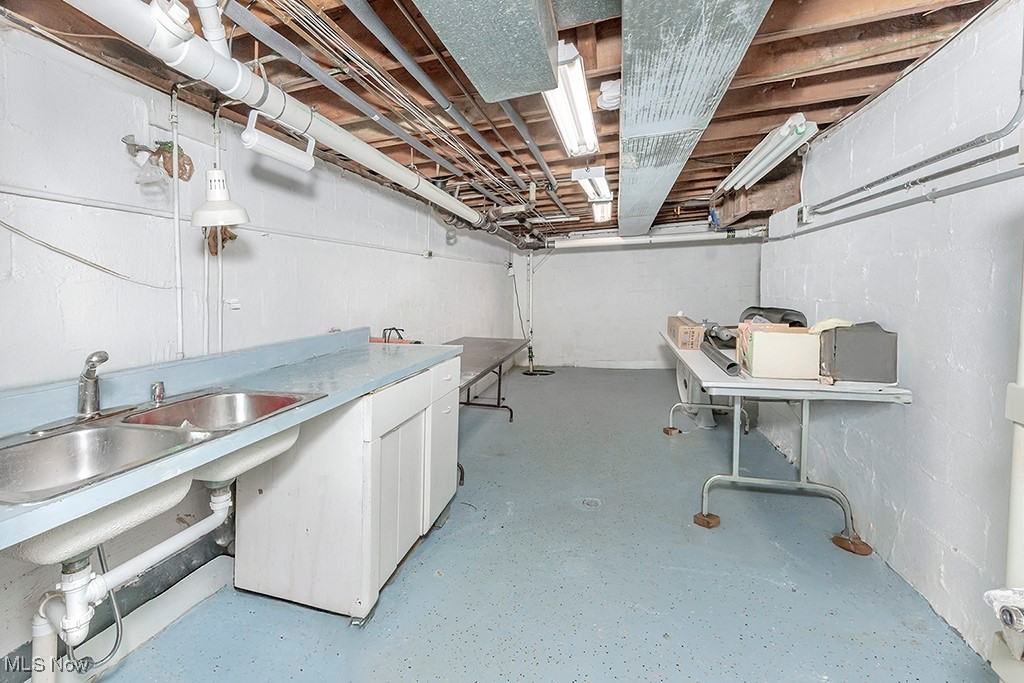 Bernard F Bernets Sub - Residential