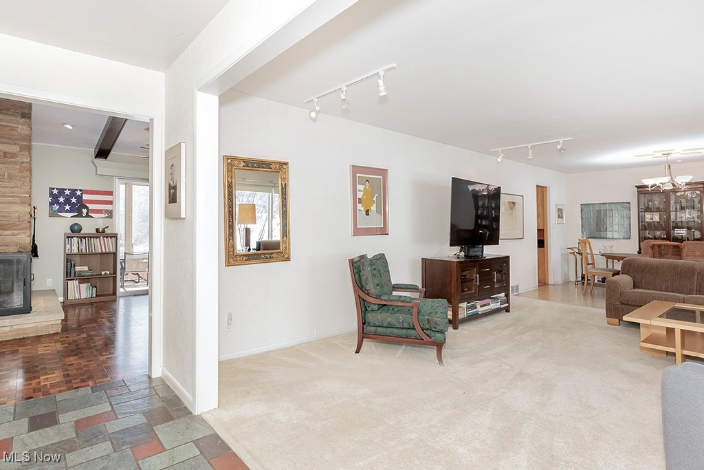 Bernard F Bernets Sub - Residential