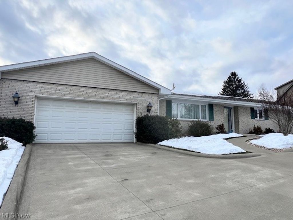 Photo of 67582 Clark Road, St Clairsville, OH 43950 (MLS # 5185967)