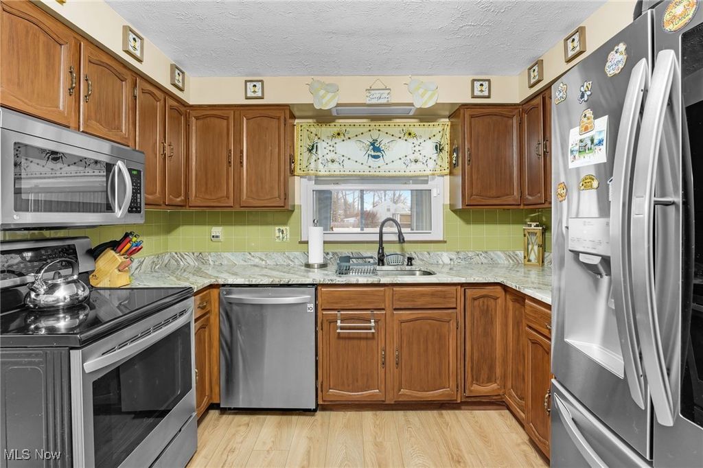 Photo of 797 Bacon Road, Painesville Township, OH 44077 (MLS # 5177107)