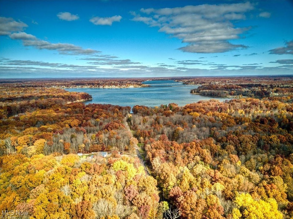 Lake Milton, Ohio 44429, United States, 3 Bedrooms Bedrooms, ,2 BathroomsBathrooms,Residential,Active,163238