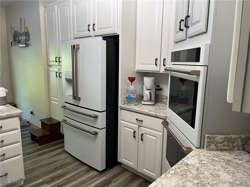 Lake Milton, Ohio 44429, United States, 3 Bedrooms Bedrooms, ,2 BathroomsBathrooms,Residential,Active,163238