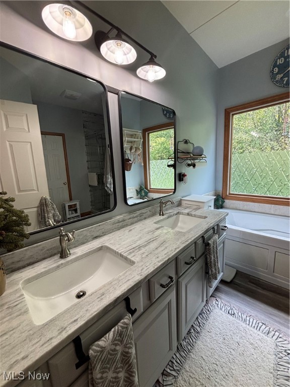 Lake Milton, Ohio 44429, United States, 3 Bedrooms Bedrooms, ,2 BathroomsBathrooms,Residential,Active,163238